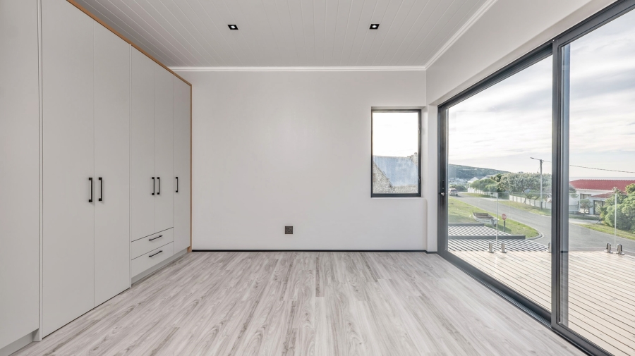 4 Bedroom Property for Sale in Agulhas Western Cape